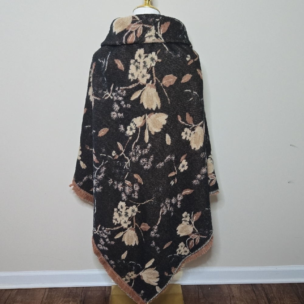 Marc New York Brown & Cream Floral Shrug Sweater Boho Western Fringe Heritage - Picture 6 of 9